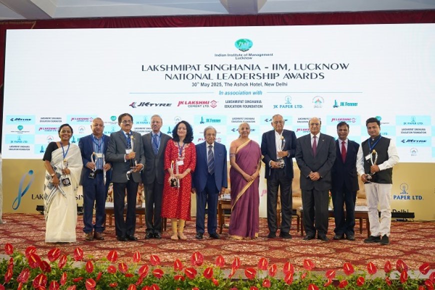 IIM Lucknow and JK Organisation Host Prestigious Leadership Awards, Honouring India's Changemakers