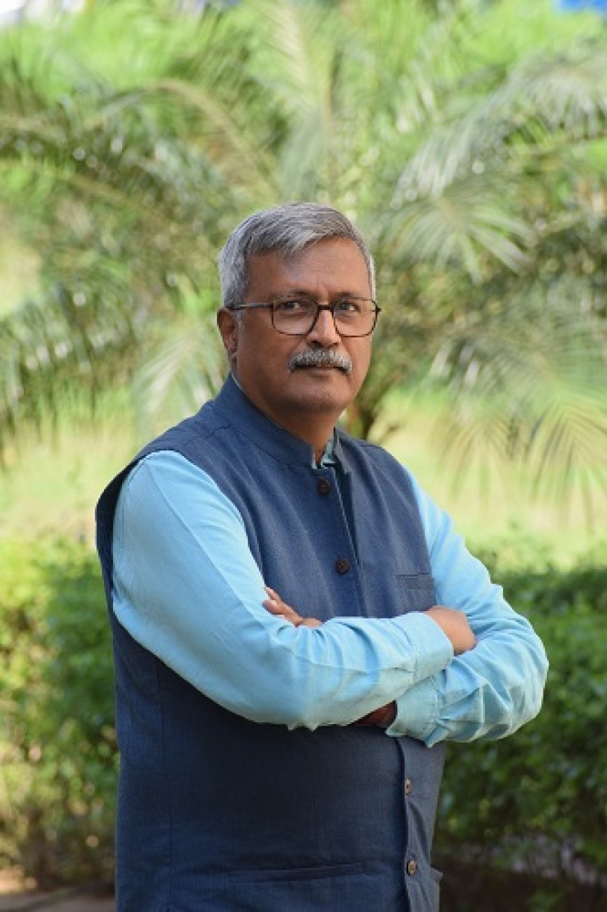 JKLU Professor First Indian to Win Hills Millennium Award for International Designers